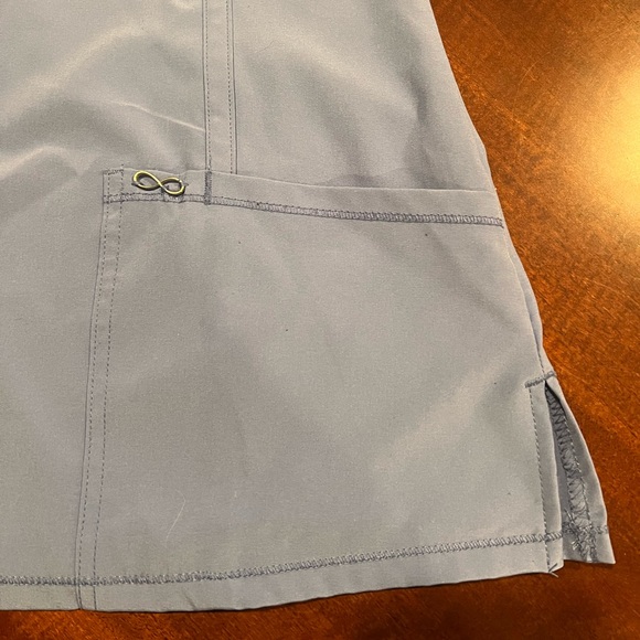 Women’s Cherokee Infinity scrubs - Picture 2 of 16